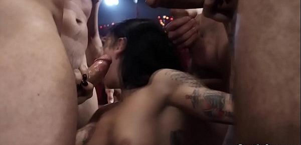  WARNING! This raw quadruple penetration with Joanna Angel is just too crazy!